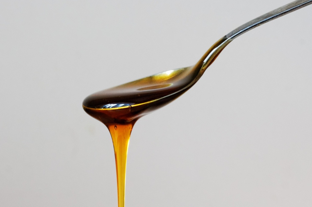 Гречишный мёд, вкус, цвет, свойства, применение